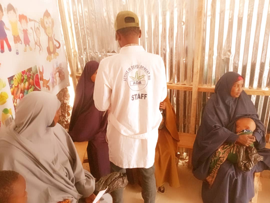 activeindevaid's tweet image. Malnutrition remains severe in Somalia, particularly children at risk of acute malnutrition due to climate changes and persistent conflict. ADA ensures screening and treatment of children with acute malnutrition in Ceel-waq in partnership with @unicefsomalia