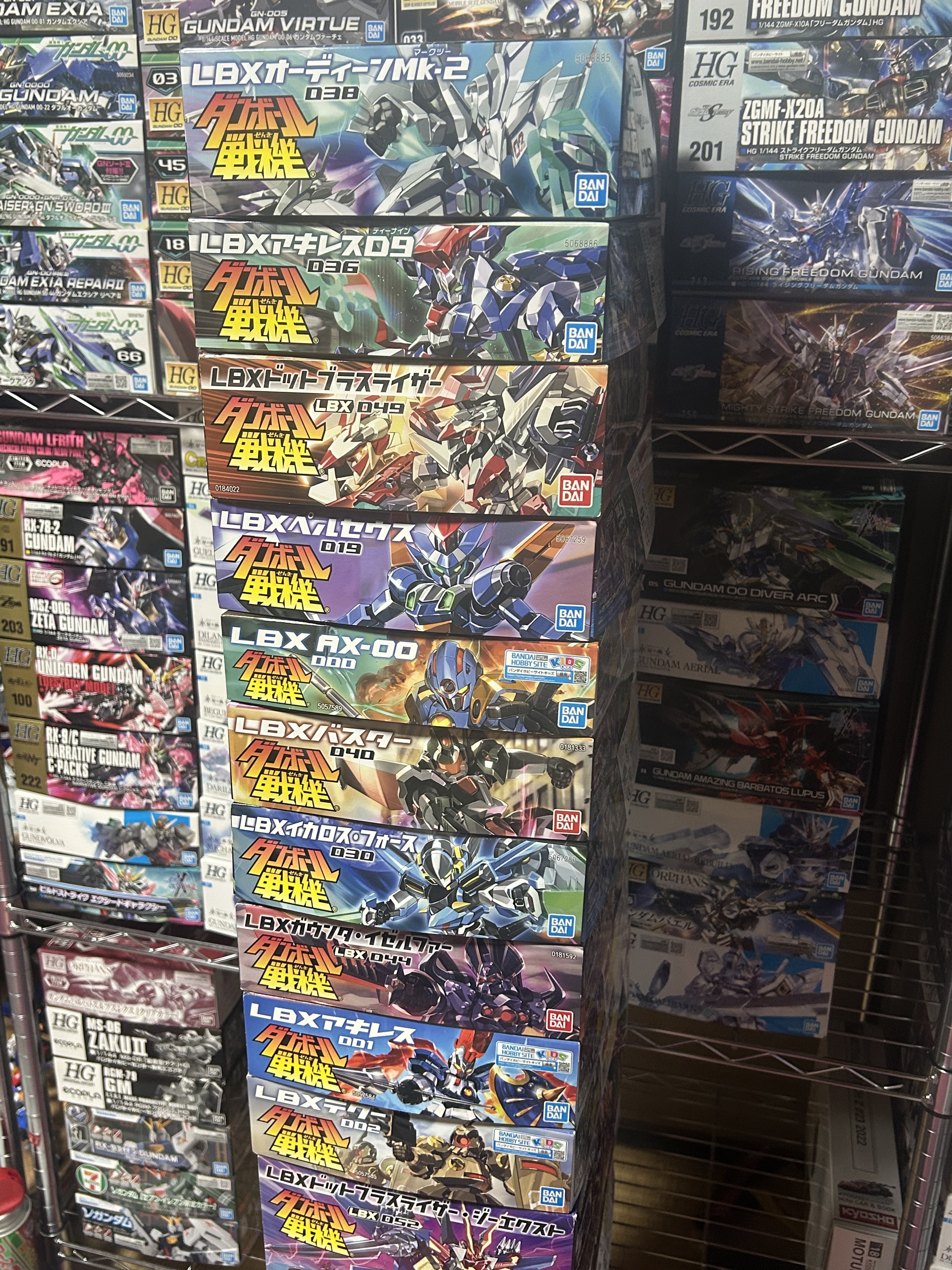 最終値下げダンボール戦機25機まとめ売り ダンボール戦機 プラモデル LBX まとめ売り BANDAI SPIRITS「LBX