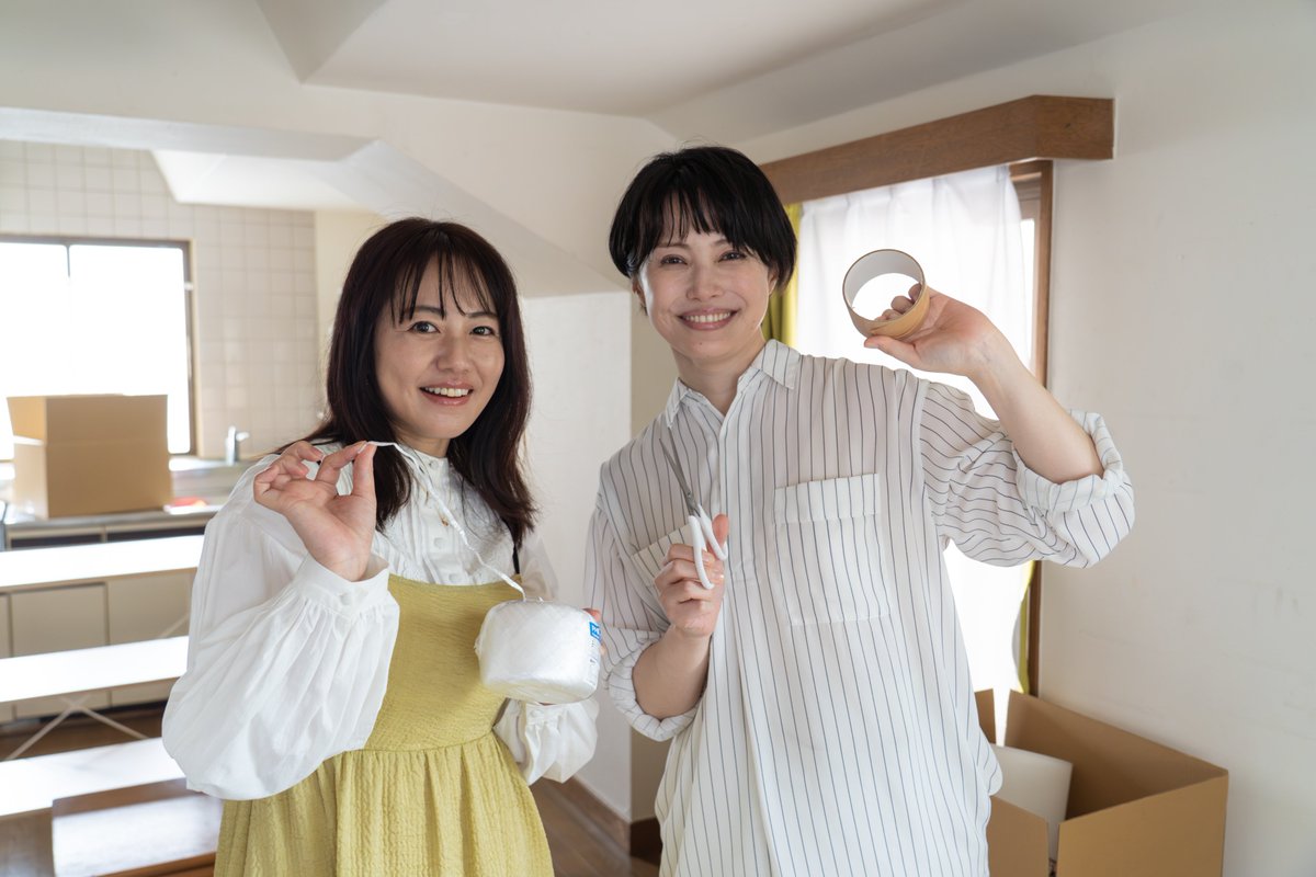 betadrama_ntv's tweet photo. ベタ高校最強４人組の
仲良し親友オフショットを公開！

楽しい撮影現場の様子を覗き見👀

#ベタドラマ
#上田と女が吠える夜

友達の絆は強い！
TVer、Huluでご覧ください📺
https://t.co/1rKF9yqULi https://t.co/QJCzCX6xnU