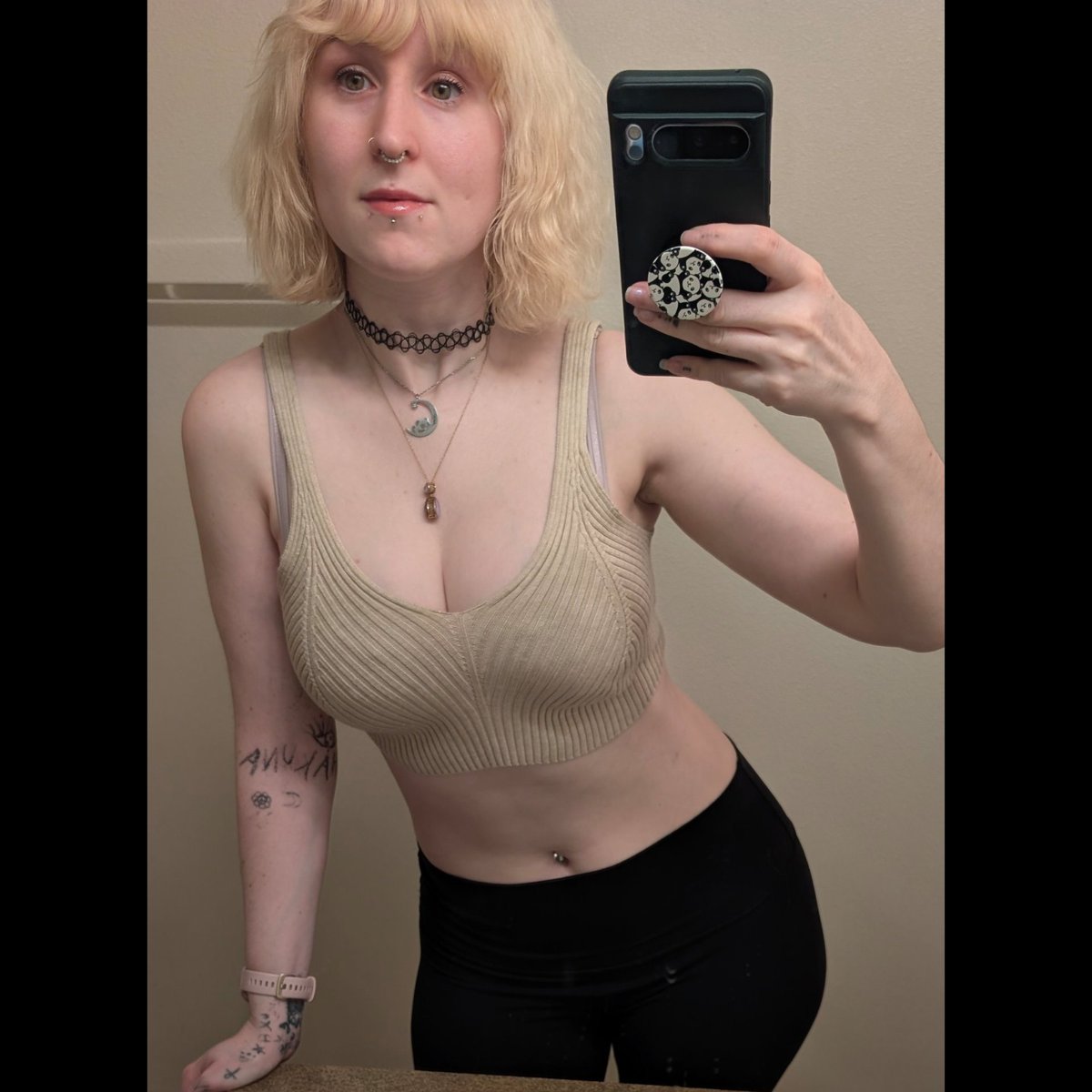 Lunasummerzz's tweet photo. ~🌸🩷 Repetition plus good habits will yield results and value in your life that will surprise you🩷🌸~

#fashion #style #blonde #baddie #goth #ootd #gothgirl #y2kaesthetic https://t.co/DIZYsqQ0Oy
