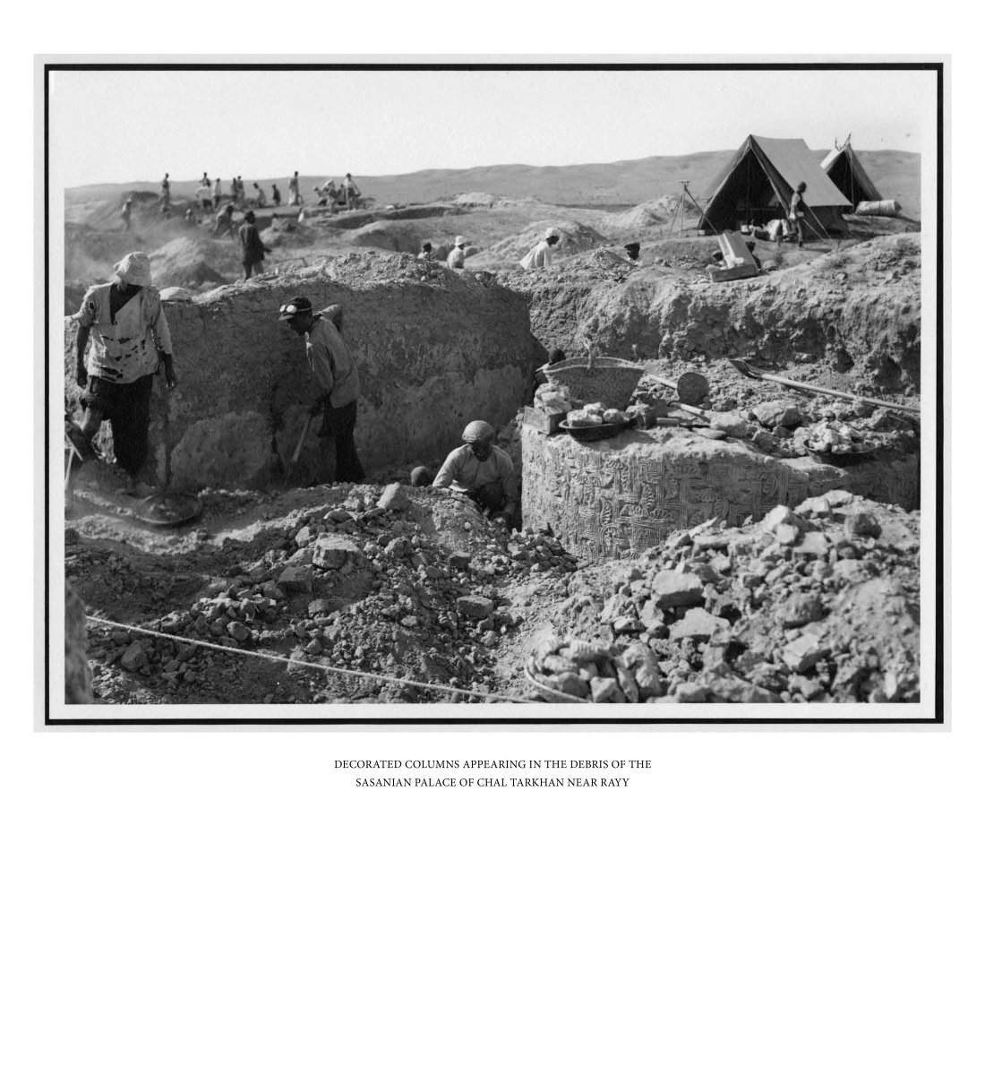 يافته های چال تلخان ری اريک اشميت را حيرت زده می کند.