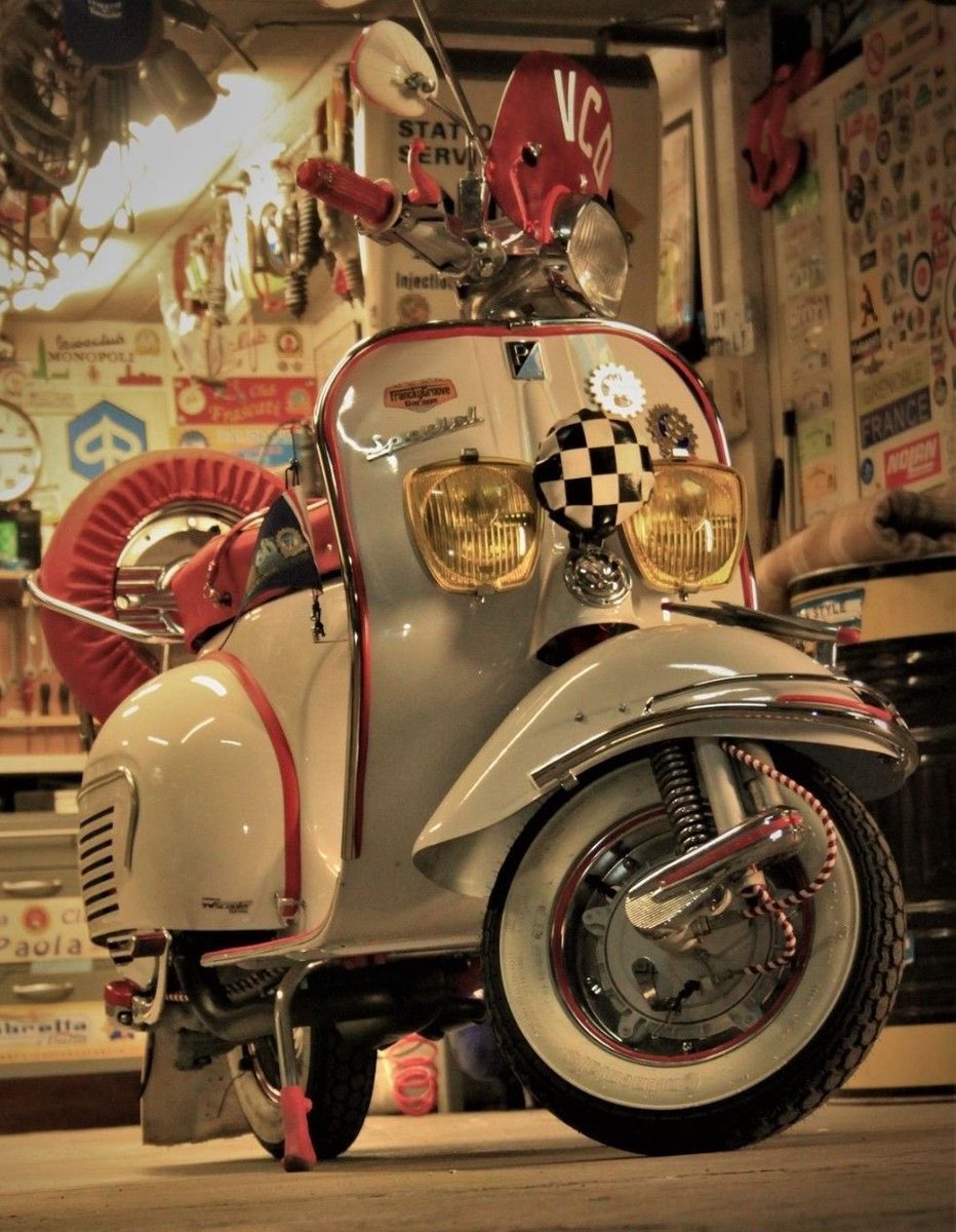 modsnscooters's tweet image. #beautifulscooter #wearethemods 🛵