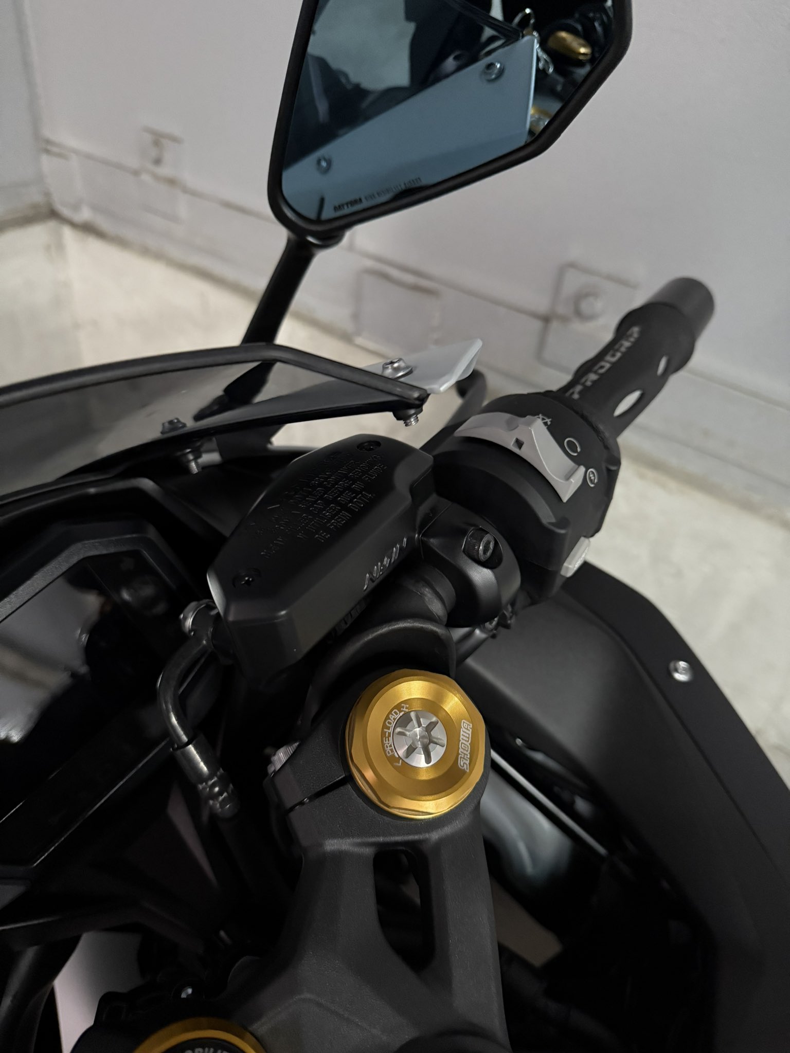 なぎ║ZX-4R (@takumastar) / X