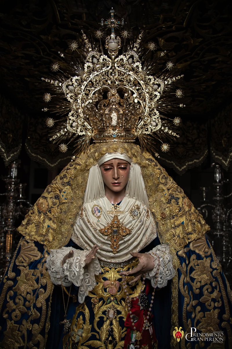 Dentro de tres domingos, María Santísima del Gran Perdón recorrerá de nuevo las calles del Barrio de Capuchinos y de Málaga, derramando su infinita gracia y concediendo a todos su Gran Perdón.

¡21 días! 

#PrendimientoyGranPerdón
#2025AñodelCentenario
#CofradíasMLG