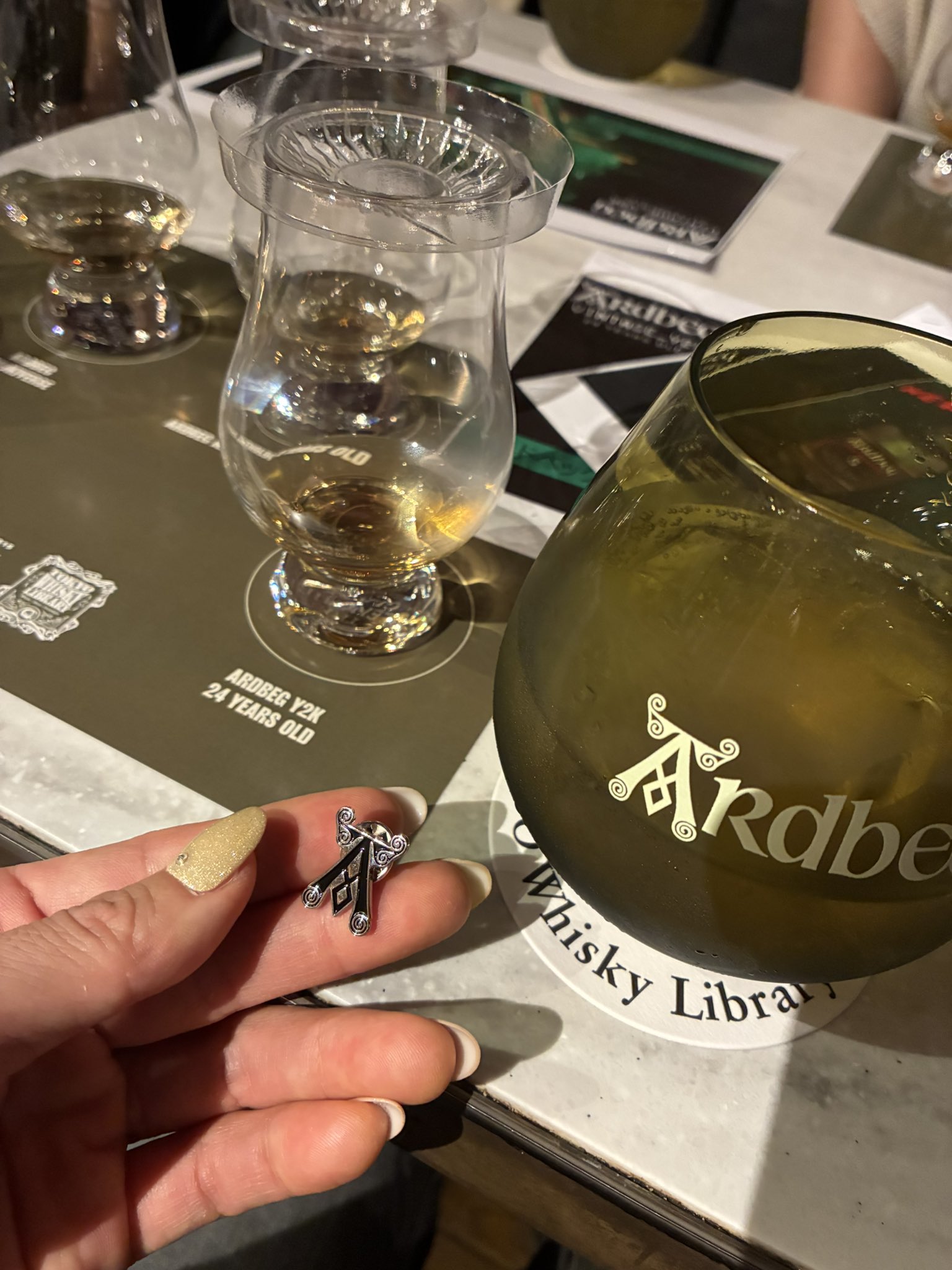 UKラベル Ardbeg Y2K 23年 英国直輸入 現地仕様 アードベッグ