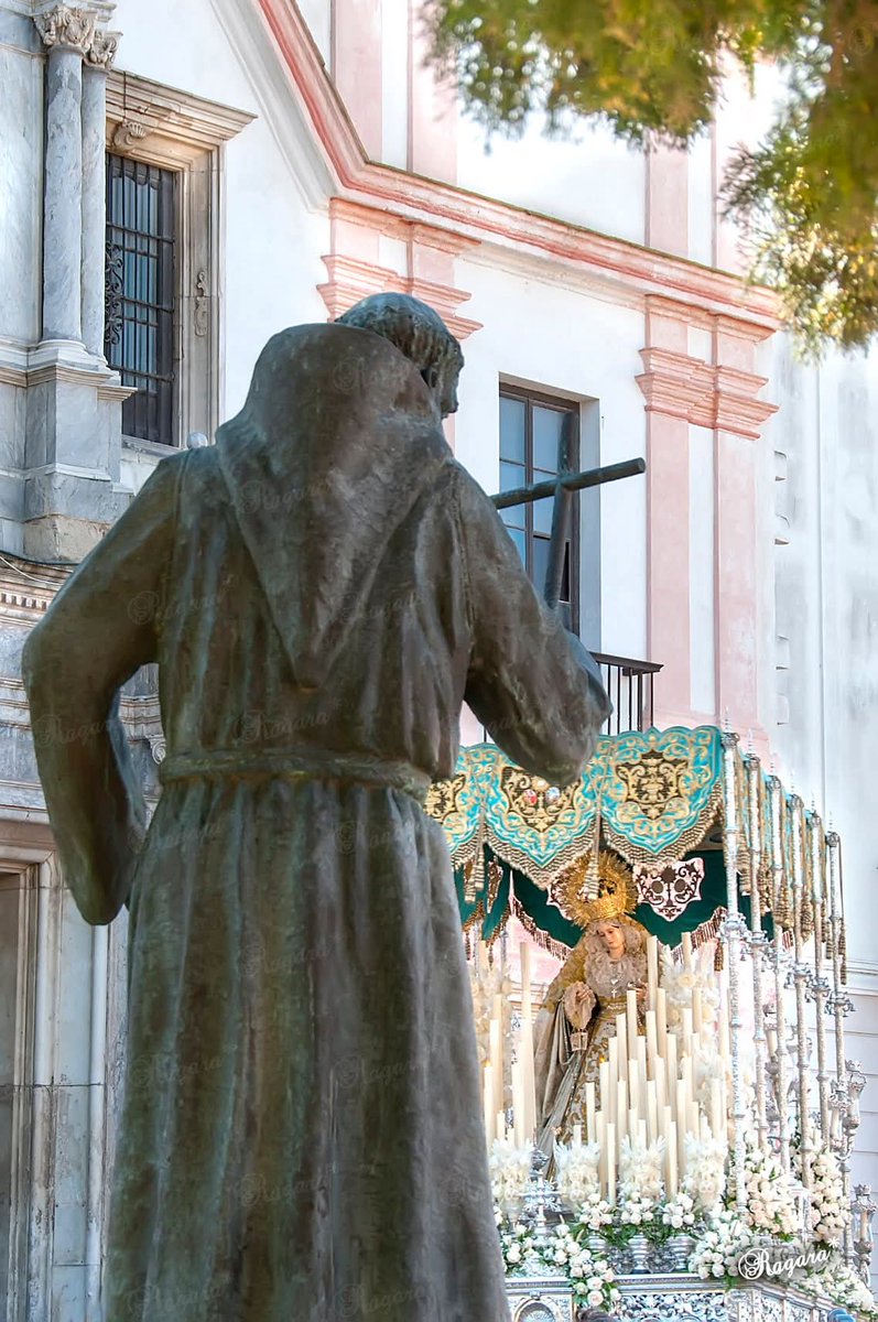 XXV DOMINGO DEL TIEMPO ORDINARIO
Quedan 190 días para el Lunes Santo 

Lc 16, 1-13. "No podéis servir a Dios y al dinero." 

#DíaDelSeñor 

📷 Ragara