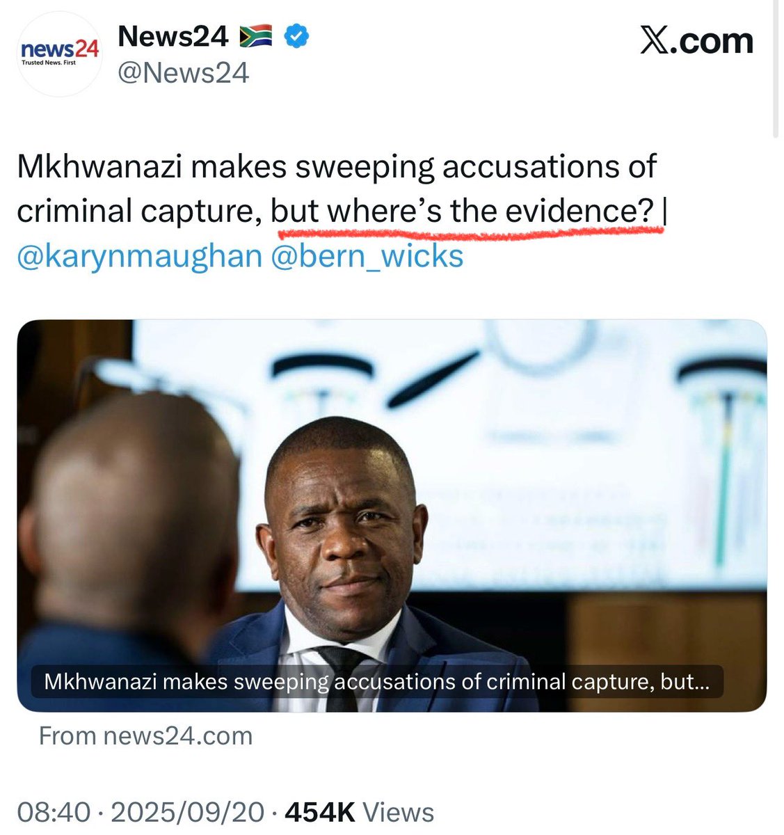 MagaselaMzobe's tweet photo. A clearly coordinated media strategy to minimise the impact of General Mkhwanazi’s testimony at the Commission. Fortunately South African are much wiser now about the media. https://t.co/7ji754TPNC