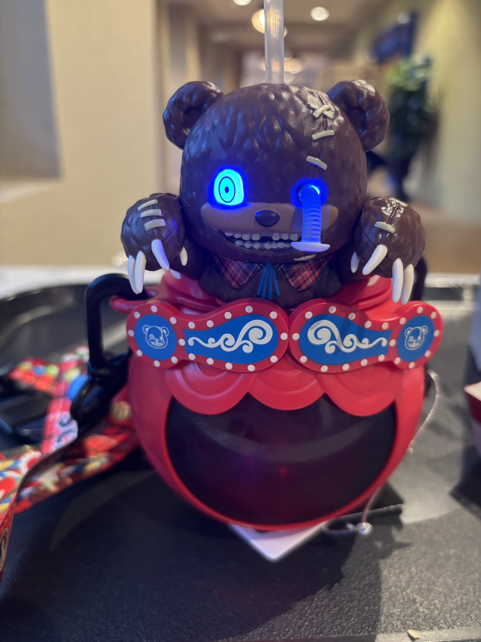 新品　ハミクマ　ドリンクボトル　北京ユニバーサル限定　光るドリンクボトル 新品 ハミクマ ドリンクボトル 北京ユニバーサル限定 光るドリンク