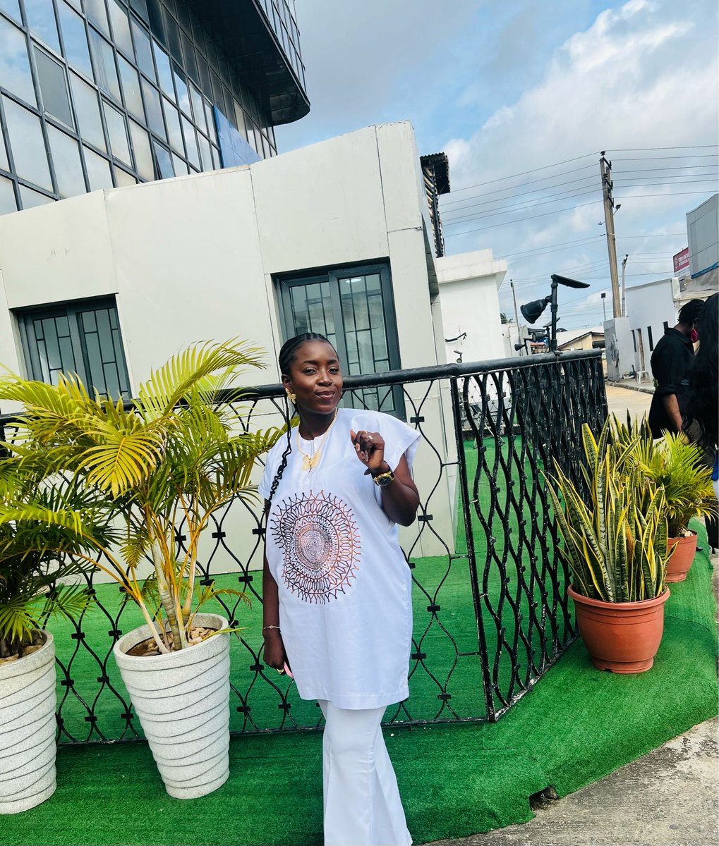 fayokemithestar's tweet image. I wasn’t feeling up to taking pictures this day. I think it was because of the fatigue of my trip and all. 

But 
I gotta show up! 
So tell me, do you like zeee fotos? 🤪

#thegathering #fayokemithestar