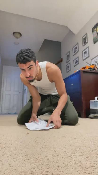 <a href="/me0wlith/">layken ♡</a> <a href="/catprotano/">Cat Protano 🐳🧹</a> ooops I dropped my notes on the monster high lore:

instagram.com/catprotano?igs…