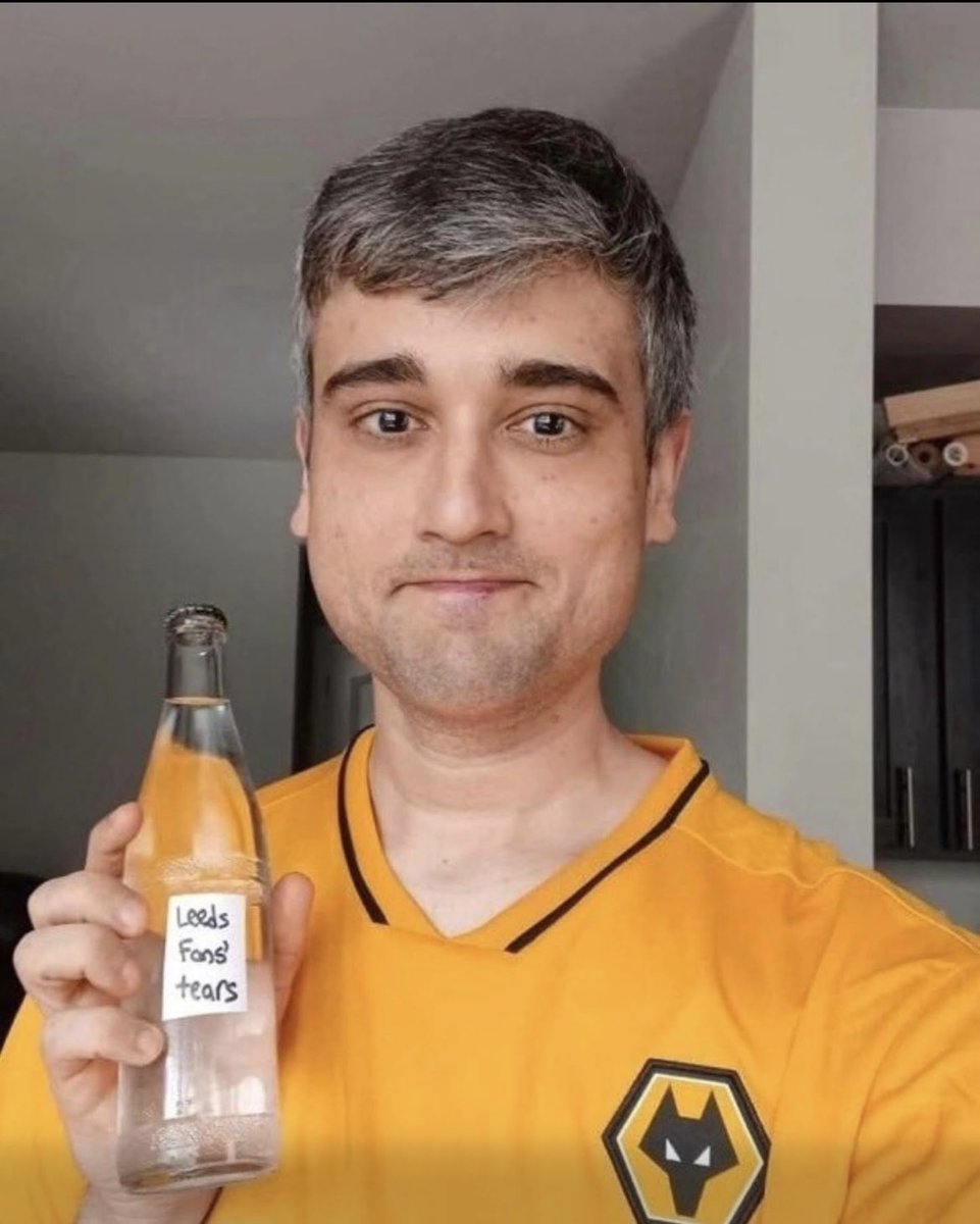 LeedsEverywhere's tweet image. Champagne anyone? 🍾
#LUFC #Wolves