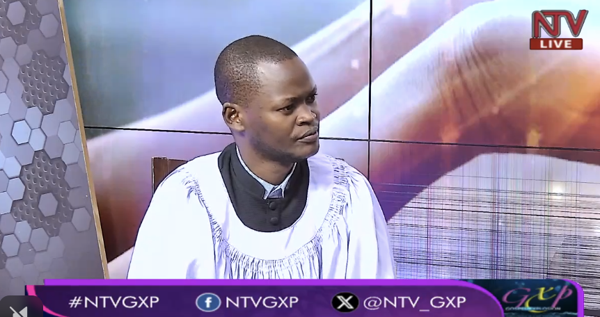 NTV UGANDA (@ntvuganda) on Twitter photo Ordinard Ntaborwa highlights that they will celebrate Deaf Awareness Week beginning tomorrow through September 26, under the theme “No Human Rights Without Sign Language Rights.”
#NTVGXP Ordinard Ntaborwa highlights that they will celebrate Deaf Awareness Week beginning tomorrow through September 26, under the theme “No Human Rights Without Sign Language Rights.”
#NTVGXP