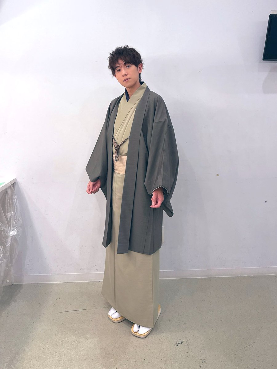 #京まふ2025 
#ヒロアカ
#しゃばけ 

ステージありがとうございました！！
同じ緑ベースのおべべでしたが、違いに気がついた方はいますか！？！？
和服はとても気持ちがピンとなる心地の良さがあるのでまた着たいですね！！