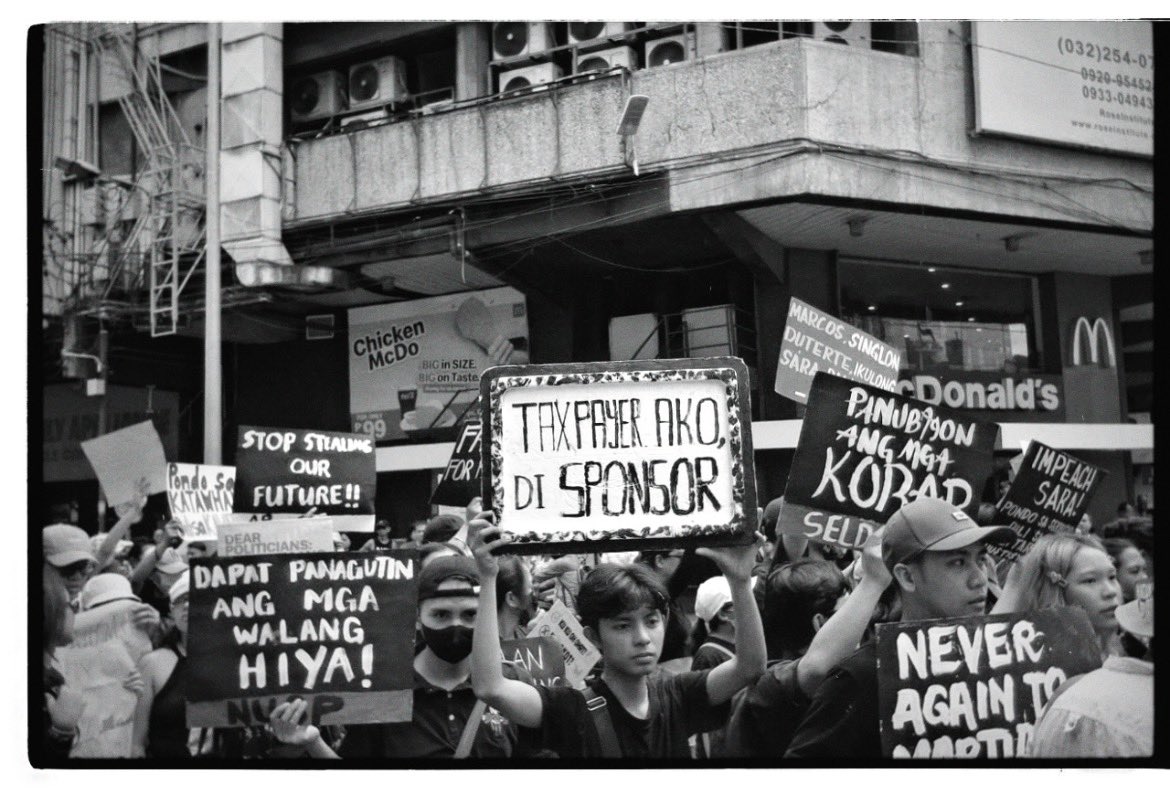 donny pangilinan’s consistency to use his platform to fight for our country. ✊🏻🫡

#KurakotManagot 
#BahaSaLuneta
#TrillionPesoMarch