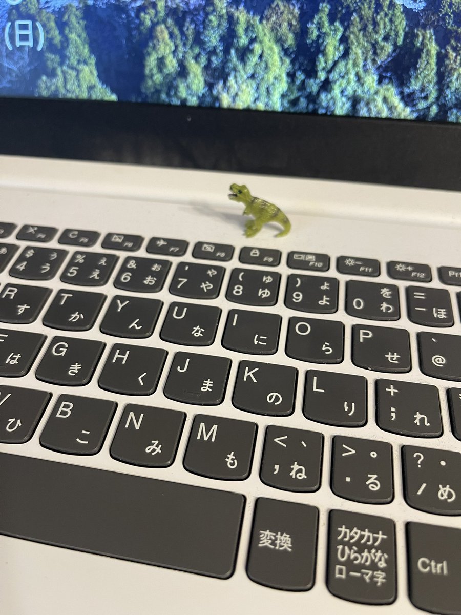 ZP_MayuMako's tweet photo. ARK２はチートにまみれてたんで手を出さず、他のゲーム全般程々に楽しみ、後は仕事三昧…
だけどね、恐竜好きに変わりはないのよ🦕🦖✨
こいつが仕事のやる気をUPさせる可愛いやつ💕

#ARK から離れたけど恐竜好き
#恐竜好き https://t.co/EJdWech1R7