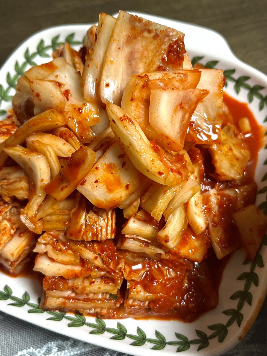 김치 너 익었는지 확인해보려고 그런거야 나도 어쩔 수가 없었어 내맘알잖아 김치 넌 어떻게 너 생각만하니