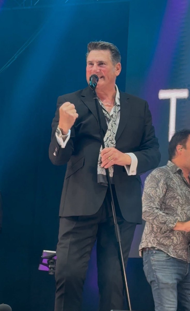 gavin_daines's tweet photo. “Back to the 80’s” At 80’s Calling!
With Bananarama, Tony Hadley…🥰 https://t.co/RjGk1a8ZYB