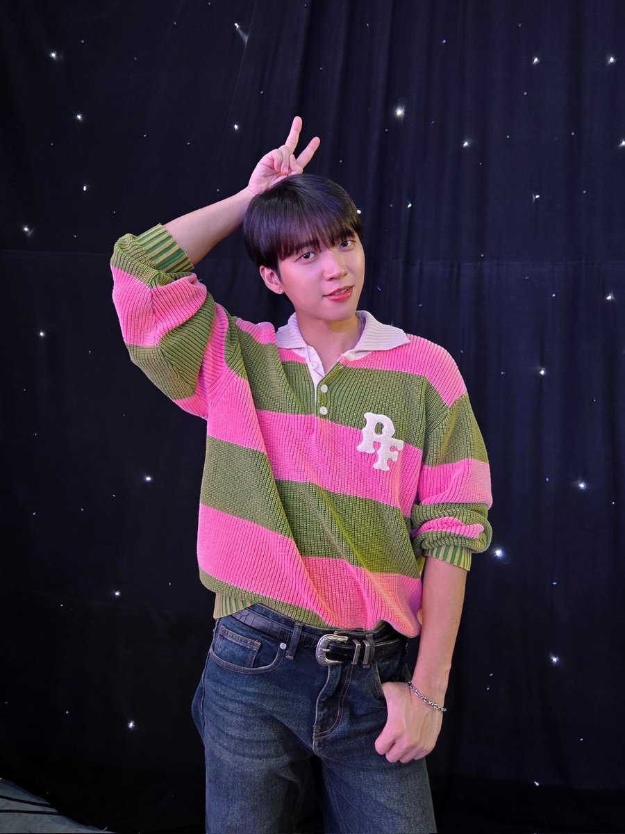 NWH_officialtwt's tweet image. [📸] 

2025.09.21
@ 베이징 팬 사인회

(🗒우현이의 새싹 노트)

 ∧__∧   마지막까지 즐거웠던 사인회➿️
( ´•̥̥̥ω•̥̥̥` )  시간이 빨리 지나가서 아쉬웠다. 
(っ🌱c)  새싹들이 벌써 보고싶다. 큰일이다.

#남우현 #NAMWOOHYUN
#TreeRing #Only직진