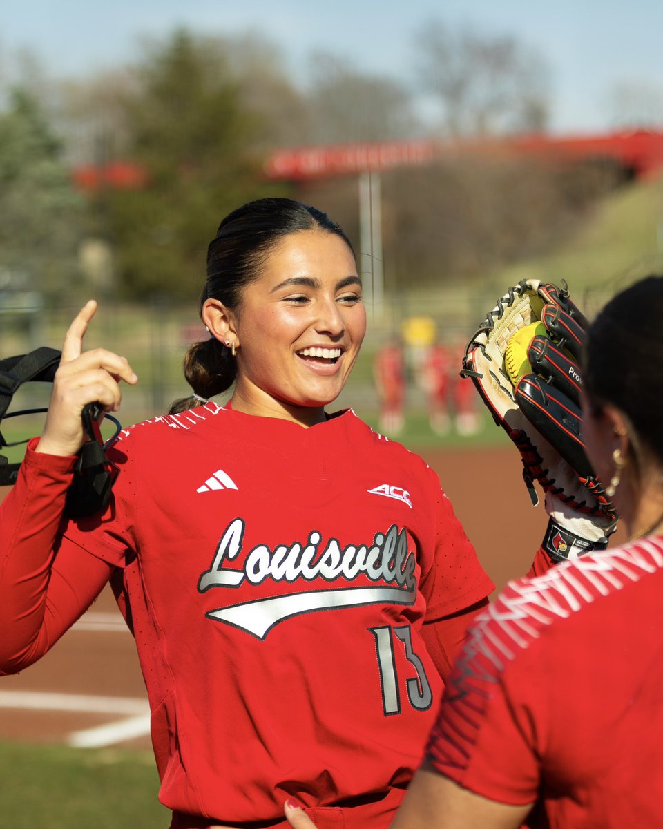 Mood because we start fall ball today 😁

🆚 Kentucky (DH)
🕔 12 p.m. ET
🏟️ Ulmer Stadium

#GoCards