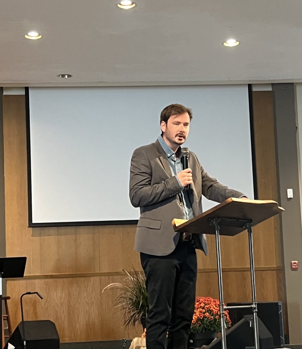 FellowshipSteve's tweet photo. I visited Maple Avenue Baptist Church, Georgetown, ON this evening for their 70th Church Anniversary. A marvellous milestone. A joy-filled celebration of God’s faithfulness! Thank Pastor Yuta for the opportunity to share God’s Word and share this wonderful moment with everyone. https://t.co/XjJScyX0On