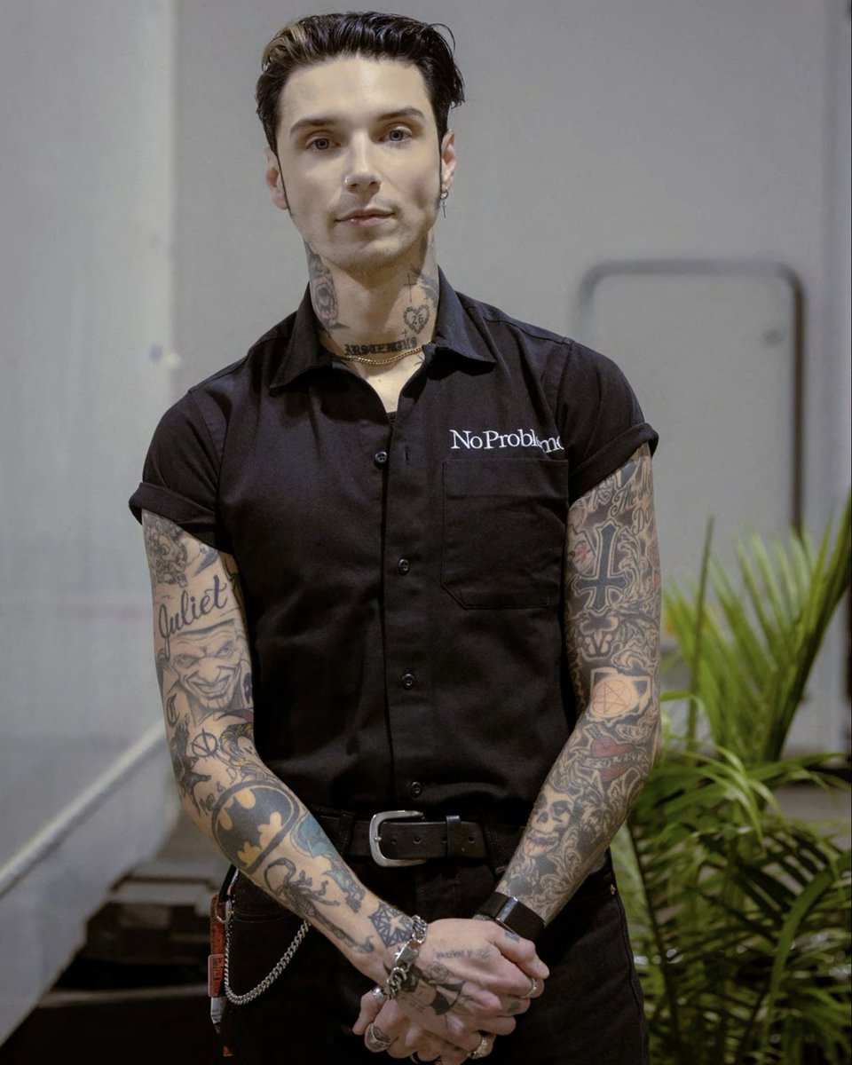 Andy Biersack Source tweet media