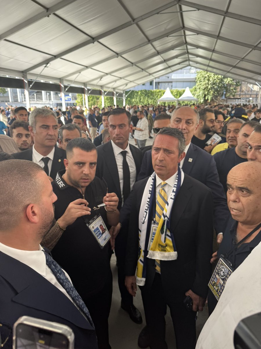 FARKIMIZ BÜYÜK 
GÜCÜMÜZ CAMİAMIZ 
#olağanuestuekurultayı 
#Alikoc 
#soezfenerbahce 
#SoezDeğilİcraat