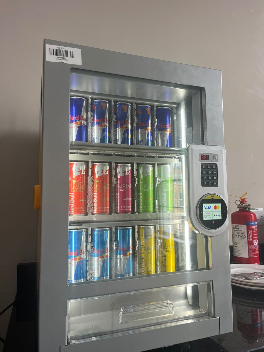 IeVending's tweet image. As we continue the nationwide rollout with Red Bull, we’re excited to celebrate the installation of a brand new vending machine 
This time at a very busy tourist accommodation in Dublin, keeping guests refreshed and energised during their stay!

#VendingSolutions #TourismIreland