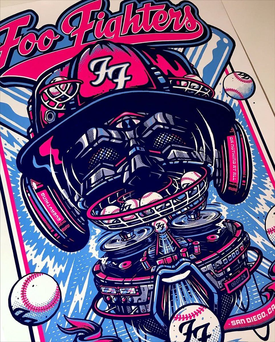 📅 Estan sin "agenda" para hoy (DOMINGO 21 de 15 a 20hs), aca le tenemos el #PLAN.

El gran diseñador argentino <a href="/MarianoArcamone/">Mariano Arcamone</a>  que trabajó con <a href="/JerryCantrell/">Jerry Cantrell</a> 🧙‍♂️🎸 en su último disco " #iwantblood🩸" tanto en los videos como en la gráfica.

facebook.com/share/p/1AFmPQ…