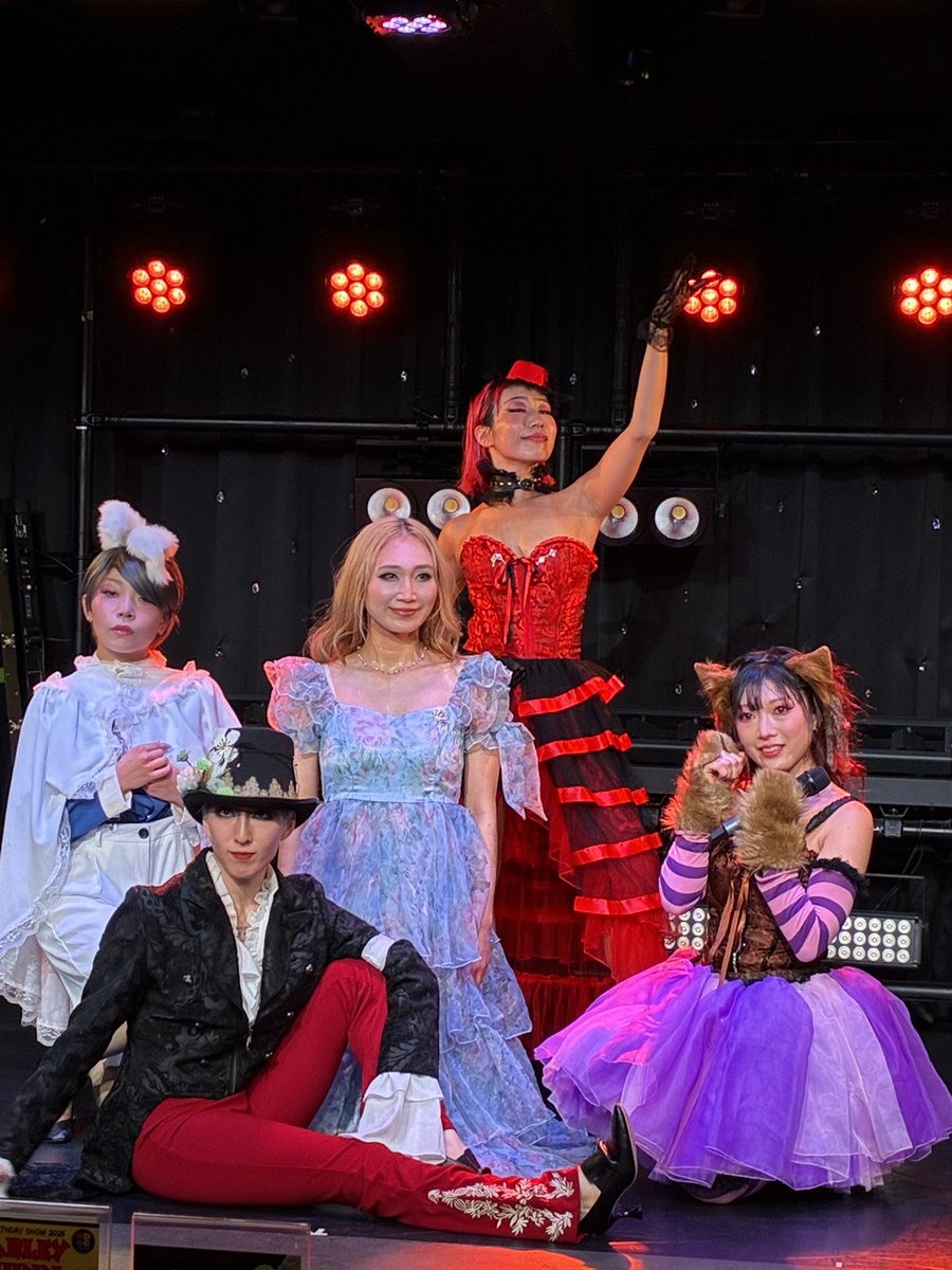 鵜竜 (@wypycjt1gjo7cy7) on Twitter photo GN.BBs New Dream
『Another Life Is Curious EndingーALICEー』不思議でレトロでアリスな夢を、音楽とダンスのみで語られる世界観が素敵でした♪ GN.BBs New Dream
『Another Life Is Curious EndingーALICEー』不思議でレトロでアリスな夢を、音楽とダンスのみで語られる世界観が素敵でした♪