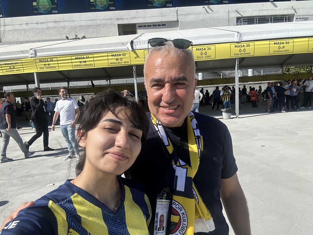 Fenerbahçe Kongremiz camiamıza hayırlı olsun.