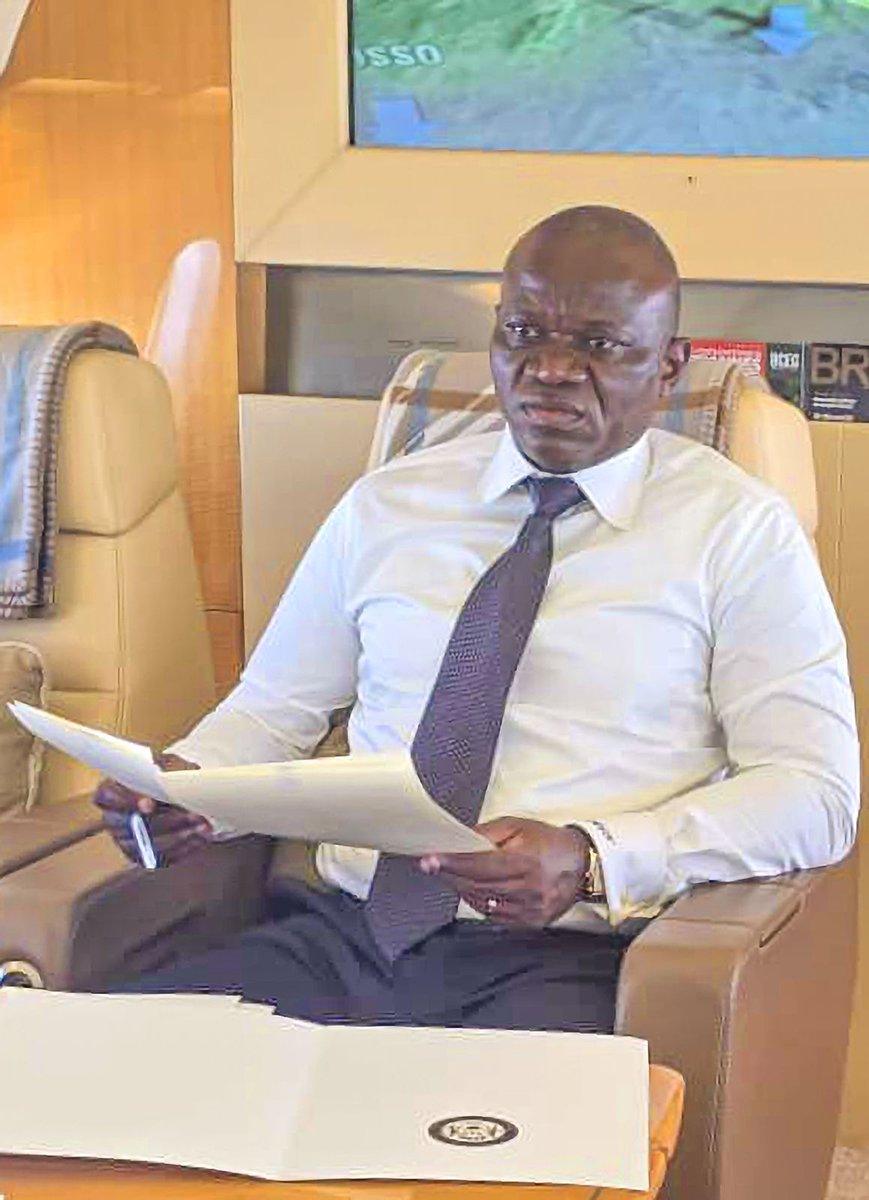 Brice Clotaire Oligui Nguema tweet media