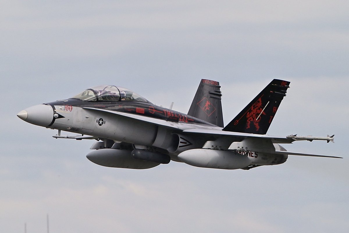 CrystalNova51's tweet photo. Sep 21,2025 Yokota 
The greatest tragedy of my life is right now🥺
100th,1925-2025
I need downtime🥺
OMG!🤷‍♂️
No way!🤷‍♂️
#yokota 
#RedDevil
#vmfa232
#fa18 https://t.co/xsLYwHuzfZ