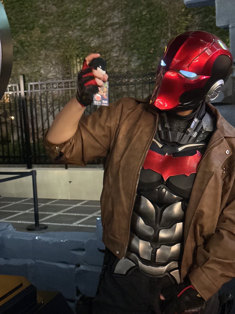 xulinjiang67225's tweet photo. 今天在长宁！#Batday 😋 https://t.co/ICakBkTwwb
