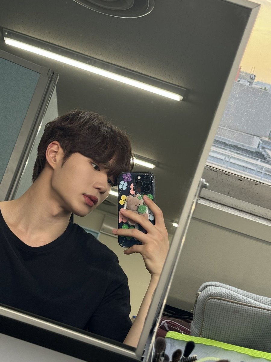 듀듀 tweet media