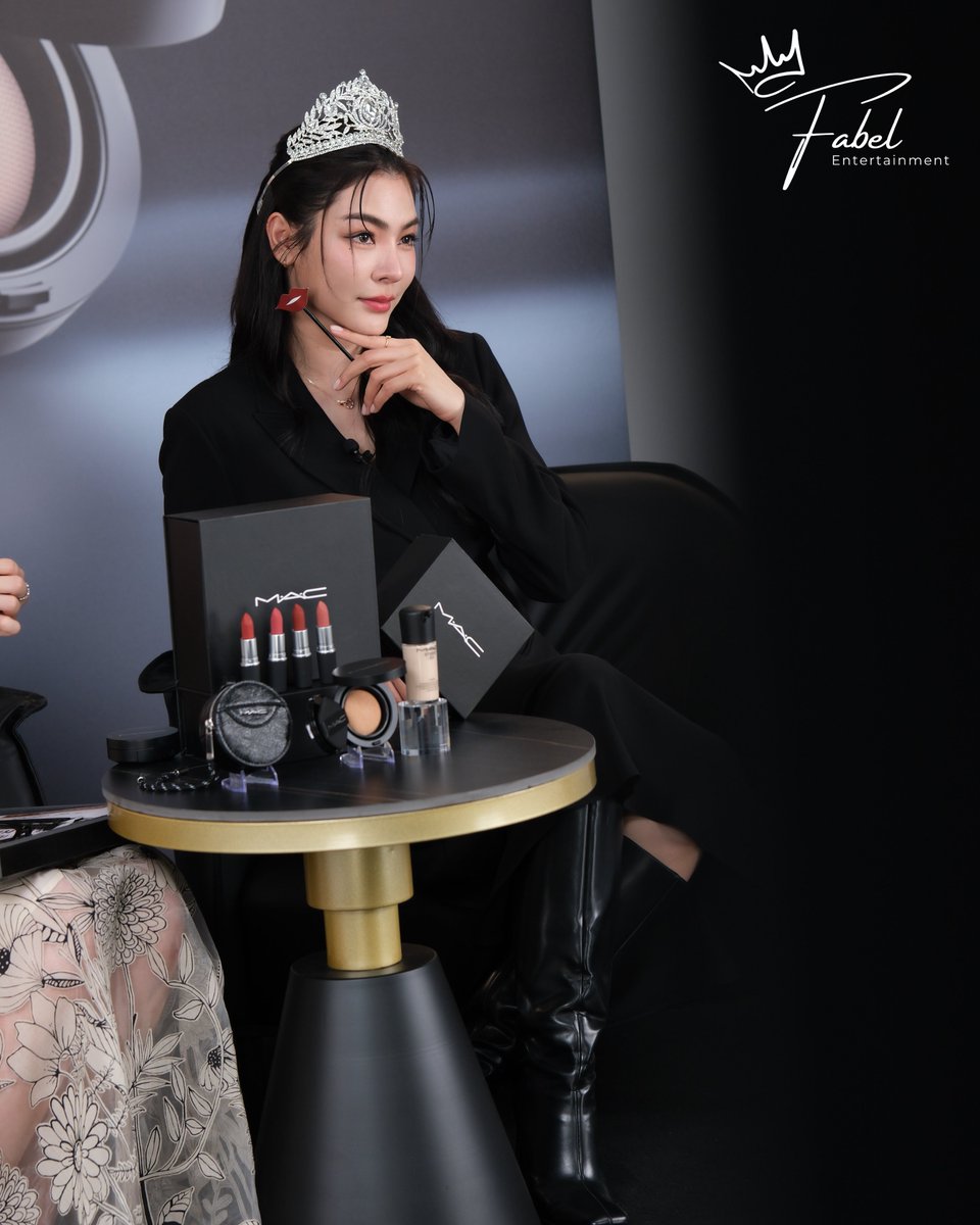 สวยทะลุจอเลยอะ 💋

PERAYA LIVE MAC
#MacCosmeticsxFaye