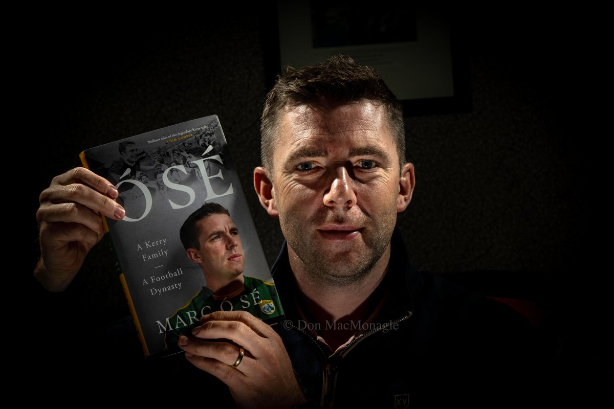 MACMONAGLE's tweet image. Marc Ó'Sé portrait for Sunday Independent today. Book launch @MeadowlandsHot Thursday night. @Independent_ie @Gill_Books @angaeltacht #marcose