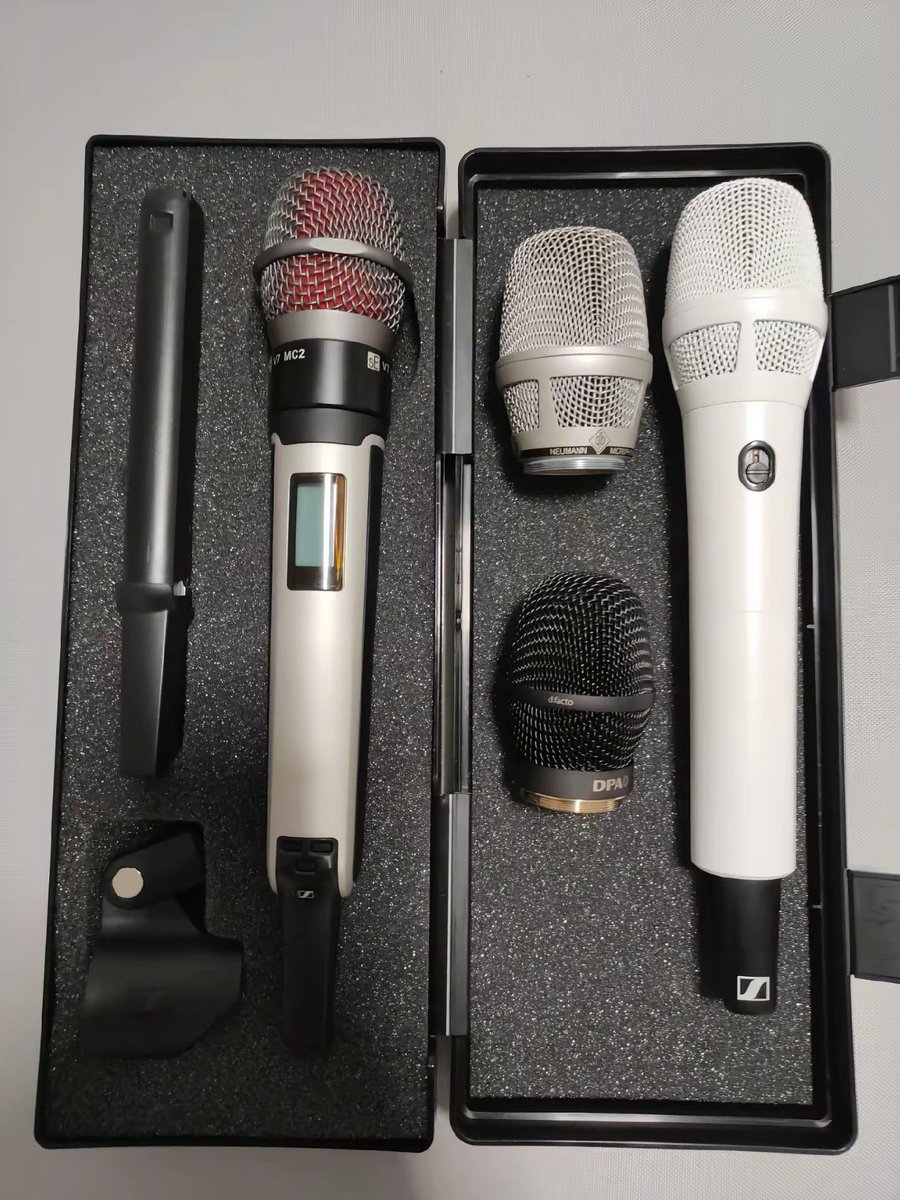 kachacha001's tweet photo. New microphone 😍 https://t.co/hOlbVogTdC