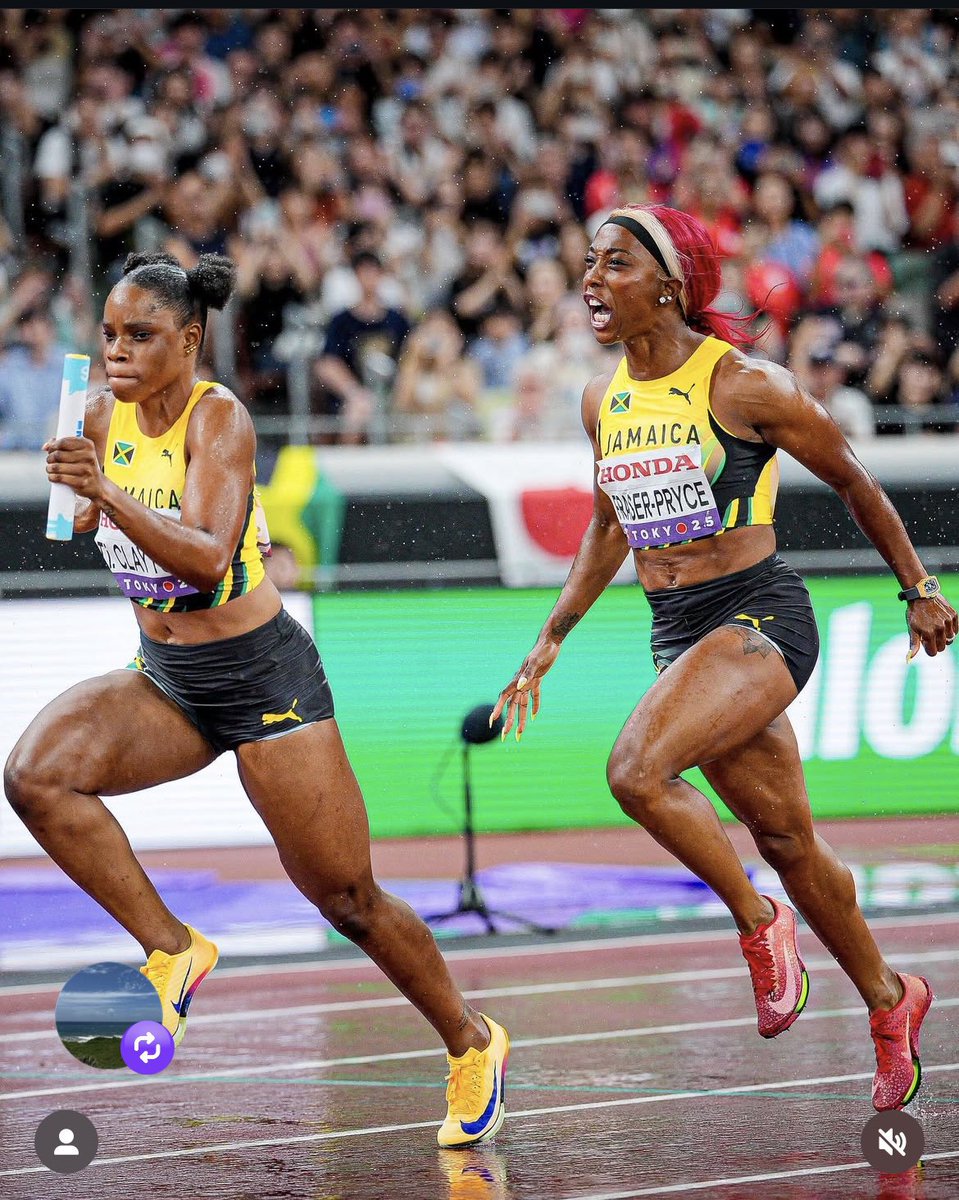 This picture speaks volumes!! Unleashing GREATNESS into the next generation of Jamaican Female Athletes 🇯🇲❤️❤️❤️#PrideBuck