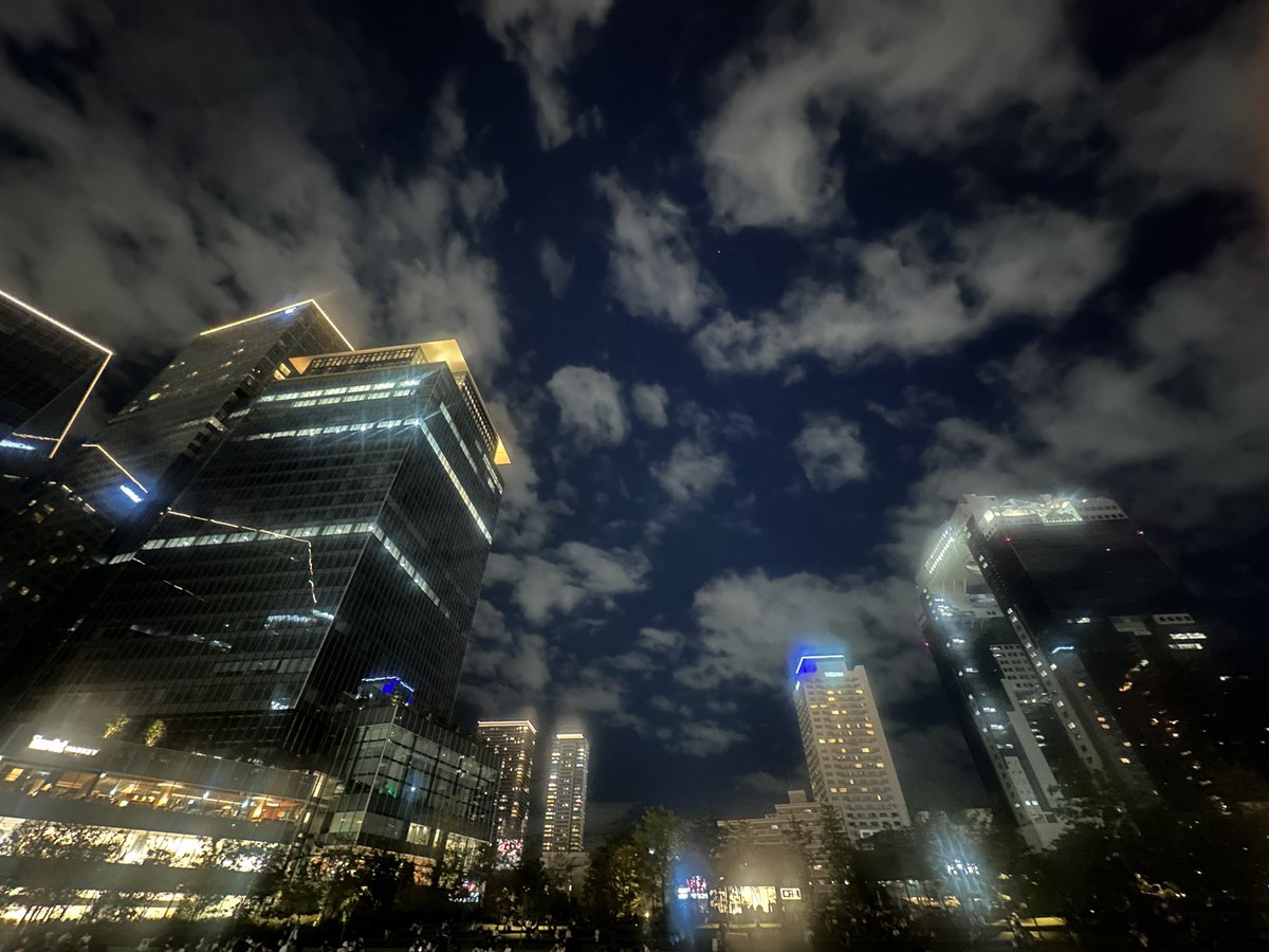 chapokego's tweet image. 久々にフレンドさんにリアルでお会いしてのポケ活🤝🤍
お互いにコダック100送りあったの最強すぎ！！！！！
良き休日だった！！！！！ありがとうございました！！！！！