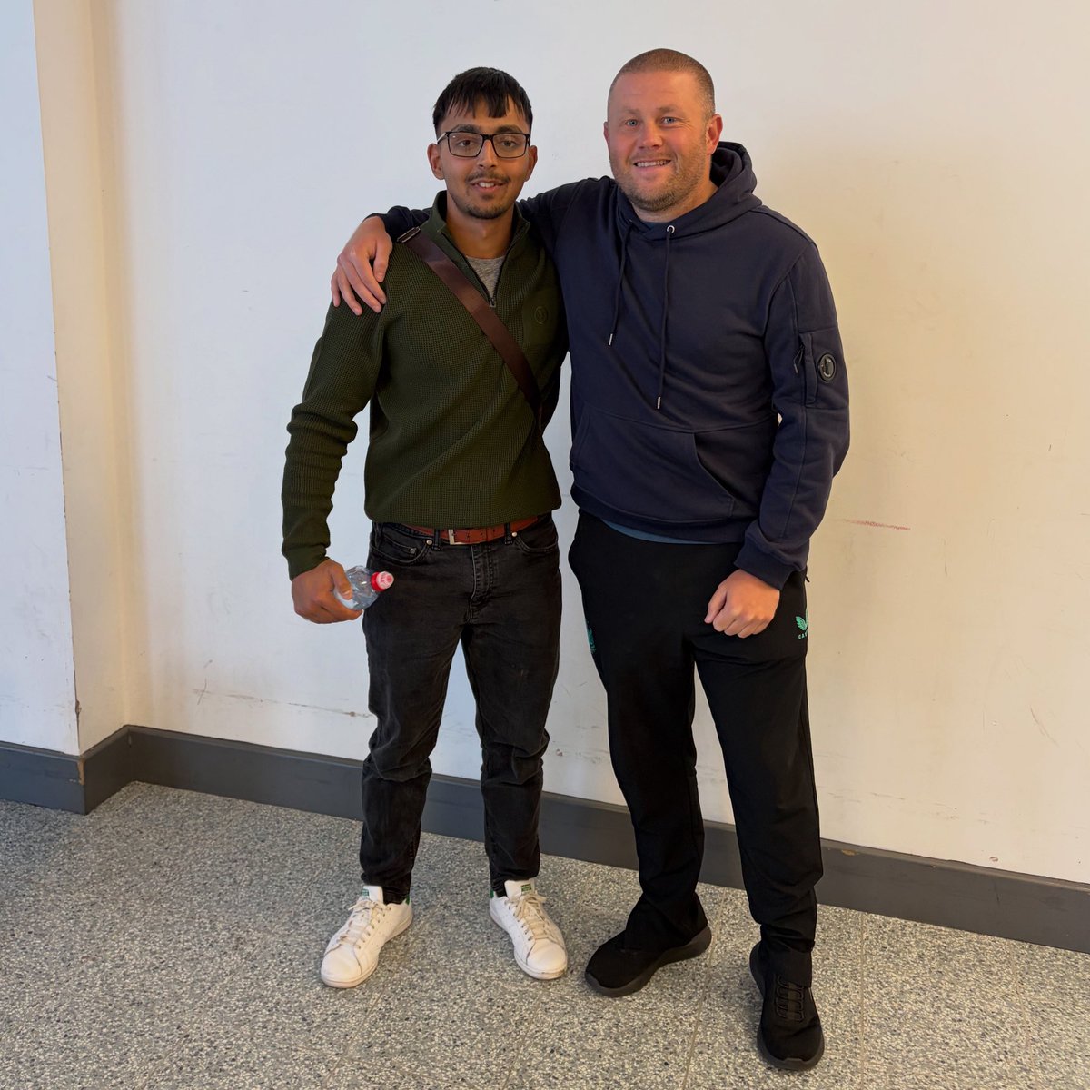 David (@ted246_) on Twitter photo Seen our overseas player off back home today at the airport. One of the best I've shared a changing room and pitch with. 
1052 league runs and 43 league wickets shows the class he brought and made us all raise our games. More importantly he was a top bloke. <a href="/BlythCCOfficial/">Blyth Cricket Club</a> Seen our overseas player off back home today at the airport. One of the best I've shared a changing room and pitch with. 
1052 league runs and 43 league wickets shows the class he brought and made us all raise our games. More importantly he was a top bloke. <a href="/BlythCCOfficial/">Blyth Cricket Club</a>