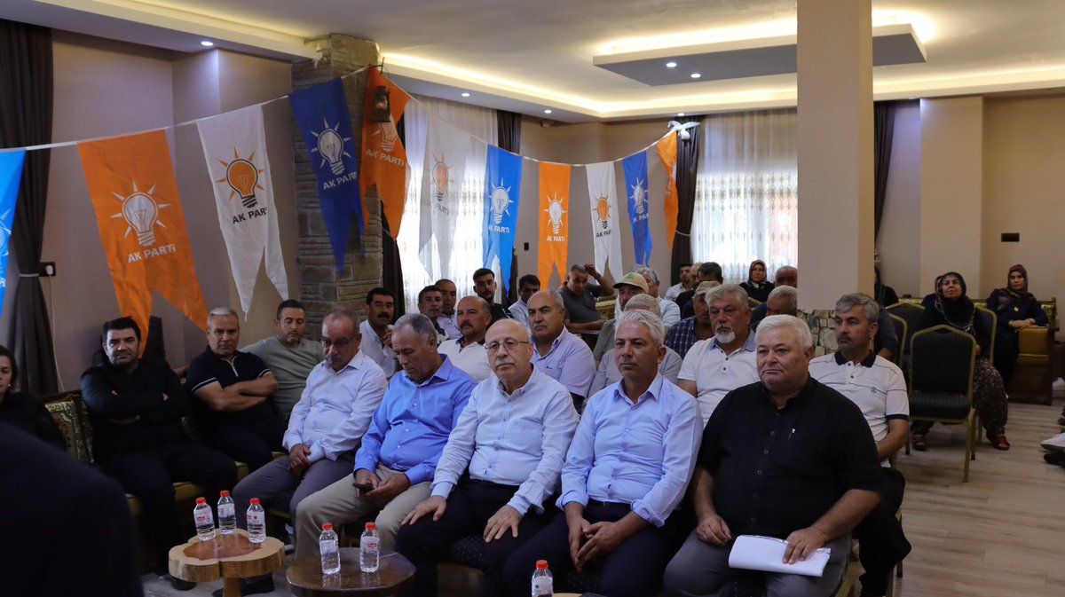 📍Karaisalı İlçe Başkanlığı

AK davamızın lokomotifi teşkilatlarımızla, sahadaki çalışmalarımızı güçlendirmeye devam ediyoruz. <a href="/Akparti/">AK Parti</a> 

İl Koordinatörümüz ve Erzurum Milletvekilimiz Sn. Mehmet Emin Öz, Karaisalı İlçe Başkanımız Sn. Osman Kurdak, mahalle başkanlarımız ve