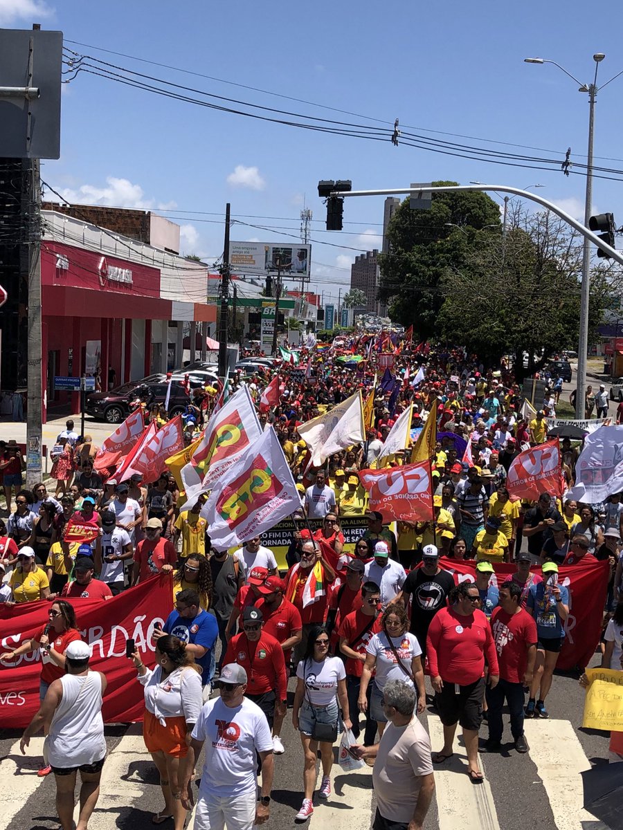 Tá bonito demais o ato em Natal

BRASIL QUER JUSTIÇA
POVO CONTRA ANISTIA 
PACIFICA COM PRISÃO 
TRABALHEM PARA O POVO
CONGRESSO SEM BANDIDAGEM
HOJE É POVO NA RUA