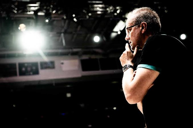 Voley Plus (@voleyplus) on Twitter photo FIN DE UNA ERA
<a href="/marcemendez1964/">Marcelo Mendez</a> a <a href="/volleyballworld/">Volleyball World</a> post eliminación de ARG 🇦🇷 en el Mundial: "Este fue mi último partido al frente de la Selección".
Se va el mejor DT de la historia de la Selección: 🥉 olímpico, 🥇 Sudamericana por primera vez, 🥇 Panamericano, entre otros... FIN DE UNA ERA
<a href="/marcemendez1964/">Marcelo Mendez</a> a <a href="/volleyballworld/">Volleyball World</a> post eliminación de ARG 🇦🇷 en el Mundial: "Este fue mi último partido al frente de la Selección".
Se va el mejor DT de la historia de la Selección: 🥉 olímpico, 🥇 Sudamericana por primera vez, 🥇 Panamericano, entre otros...