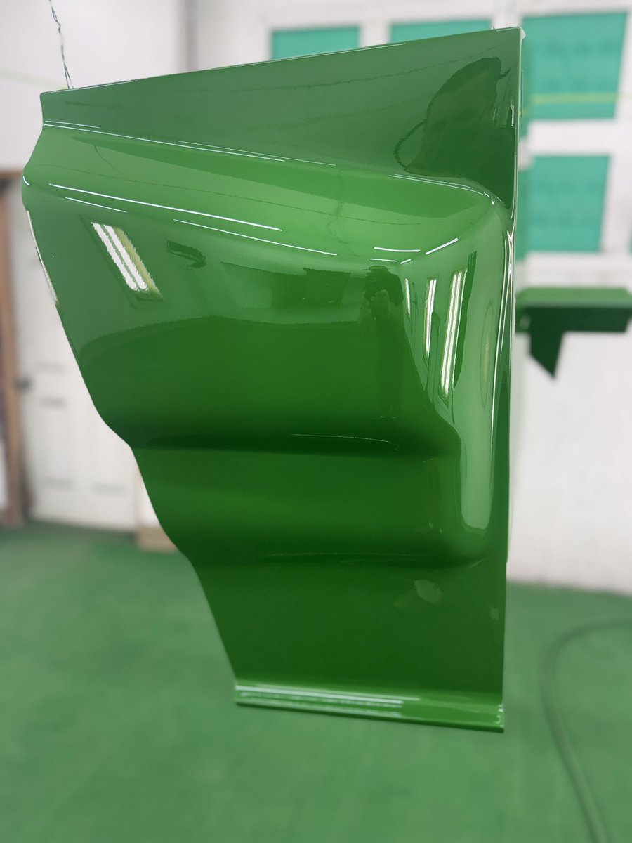 ScanlanTractor's tweet image. More 6030 parts in paint