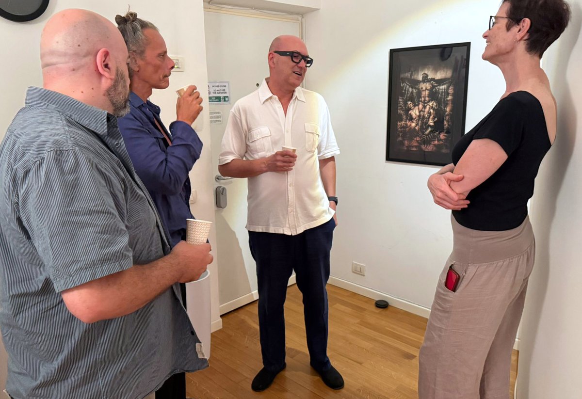 OArtisti's tweet photo. Some images from yesterday's #opening of the 'Doppia'  #contemporaryart #soloexhibition Michael Knoten @WGermondari https://t.co/vMXyUkQaqG