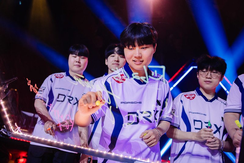 DRX HYUNMIN tweet media