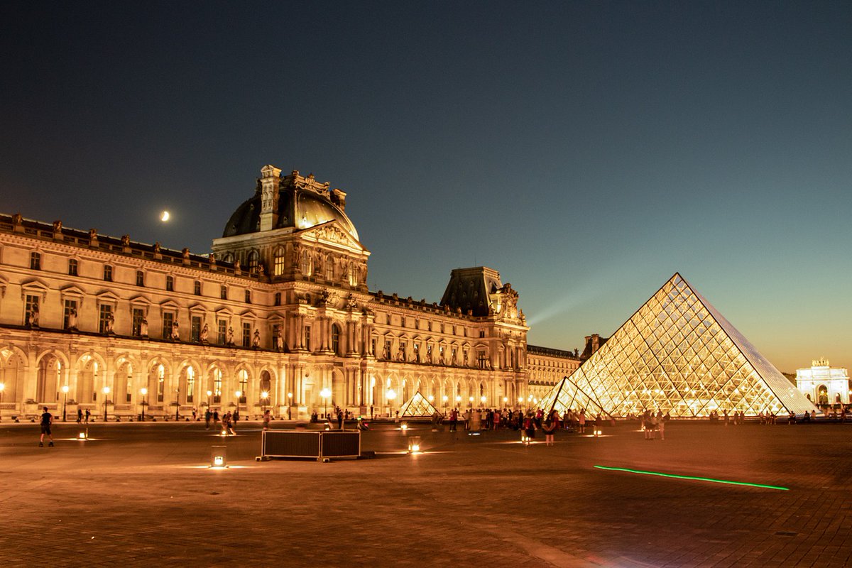 MAS_FR_OFF's tweet photo. 📜 Le patrimoine, c'est nous !
C’est ce qui nous reste quand tout le reste est menacé.

➡️ Jusqu'au 21 septembre, la France ouvre ses lieux de mémoire.
➡️ Visite, apprend, partage.

#journeeseuropeennesdupatrimoine #patrimoine #France #culture #architect #souveraineté #MAS https://t.co/g16BqvLbPj