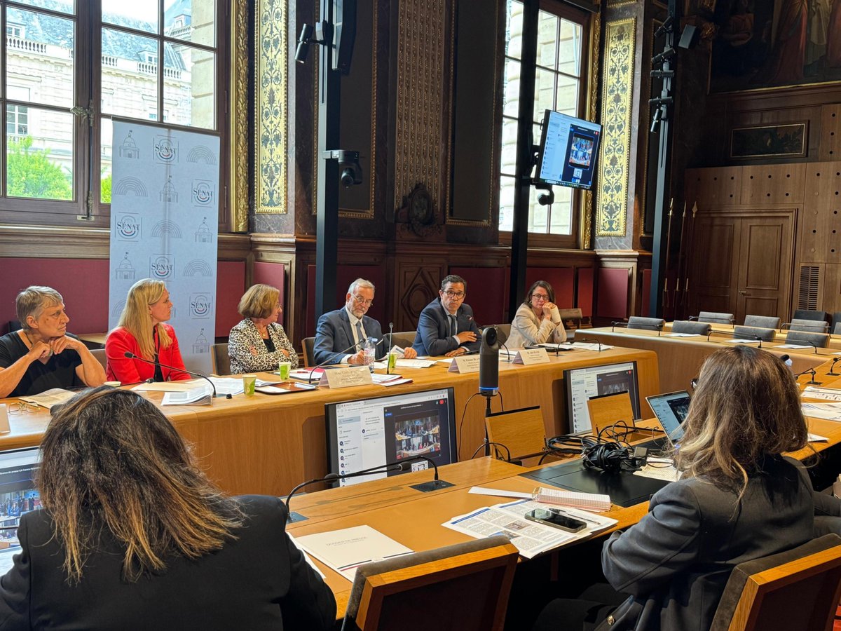 Du 8 au 12 septembre 2025, nous nous sommes rendus en Palestine à Jérusalem, Ramallah et Béthleem aux côtés de ma collègue Gisèle Jourda présidente du groupe d’amitié France-Palestine, ainsi que de plusieurs collègues sénateurs au sein d'une délégation transpartisane avec