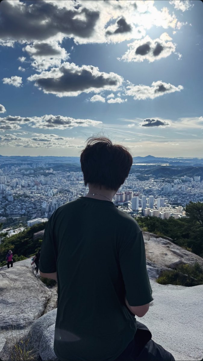 b0lk2ry's tweet photo. 배경화면 
감사합니다 https://t.co/CCDMKQSQo7