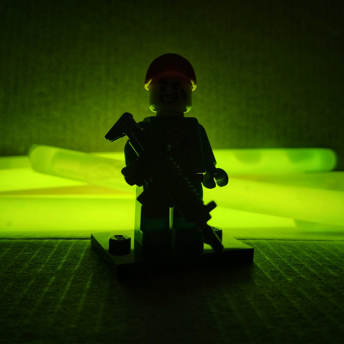 M438sCreations's tweet photo. Zielony to najlepszy kolor.
Green is the best color.
#lego #afol #legocompatible #legohiddenside #minifig #minifigure #minifigures #legospecialforces #legomilitary #legoarmy #glowsticks #toyphotography #legophotography #minifigurephotography #afolphotography #m438 https://t.co/3UQQQDYpQQ